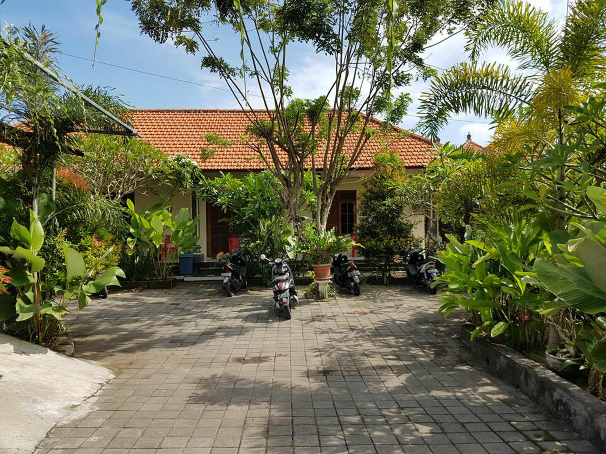 Pandawa Beach Homestay أُلُواتو المظهر الخارجي الصورة